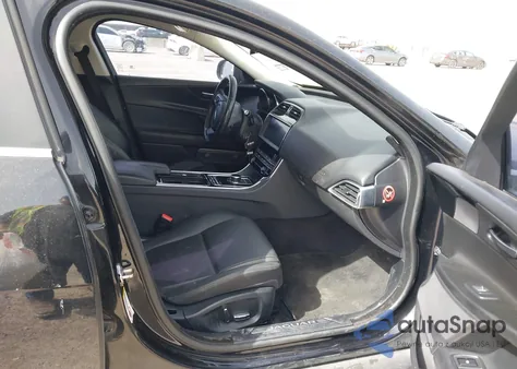 2019 Jaguar Xe from USA, damaged, VIN SAJAS4FX2KCP52702